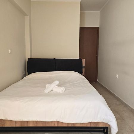 Maria Beach Apartement In Korinth! Eksteriør billede